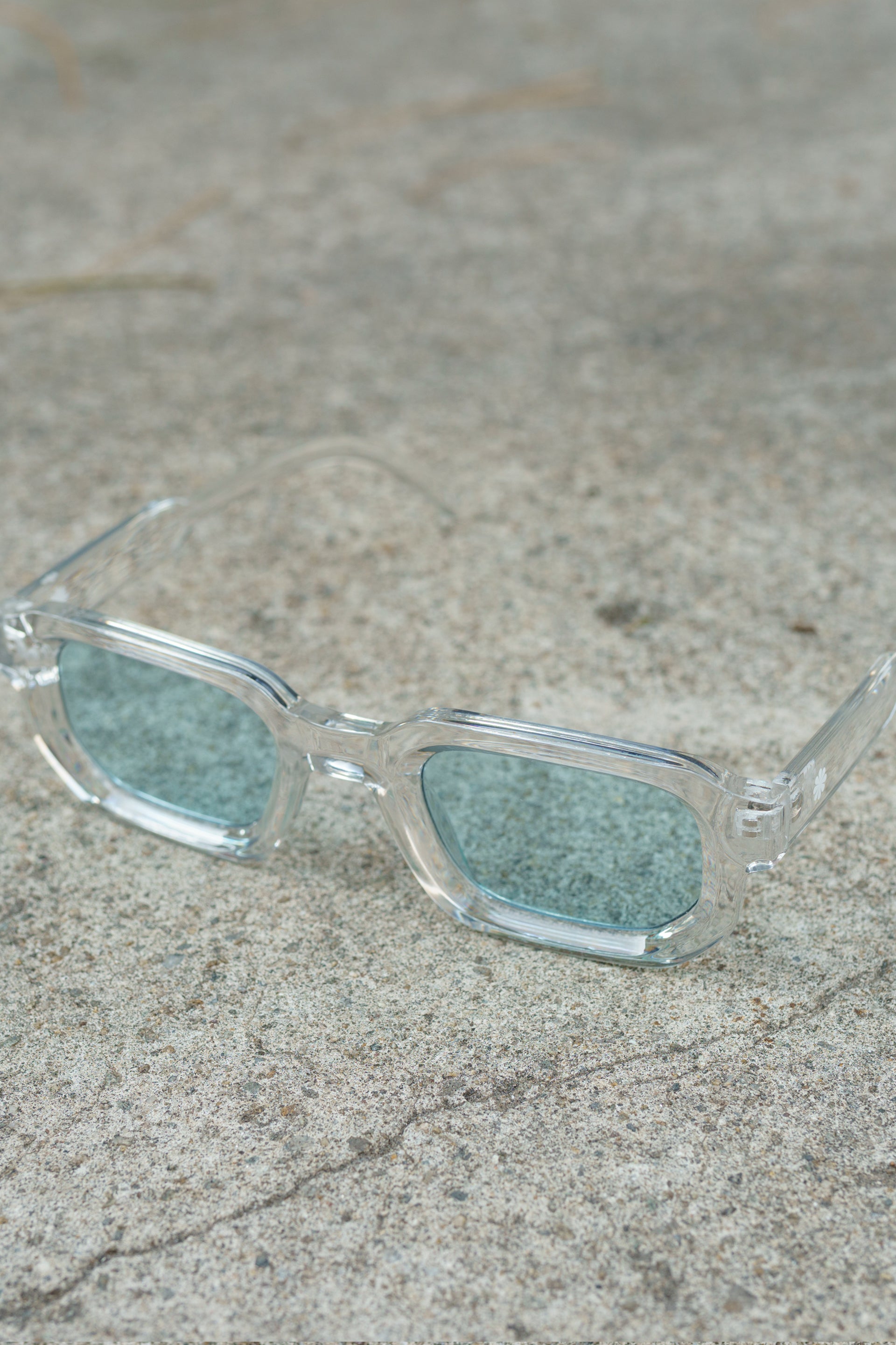 AQUA BLUE SHADES